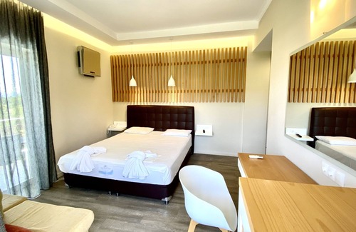 Ipsos Hotel | Hotel Paloma Blanca