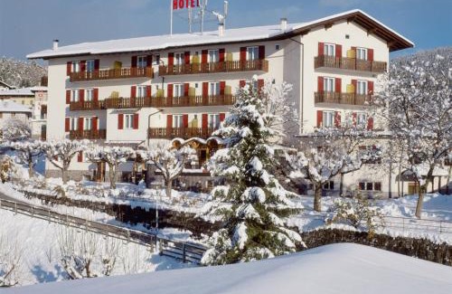 Malosco Hotel | Hotel Panorama Wellness & Resort