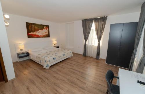 Volcja Draga Hotel | Hotel Paquito