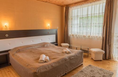 Kalofer Hotel | Hotel Paradise Place