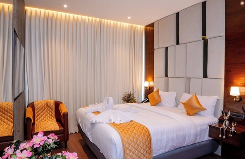 BTM Layout Hotel | Hotel Paramos Meeds