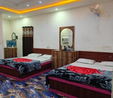 Deoghar Hotel | Hotel Parinay Vatika - Deoghar