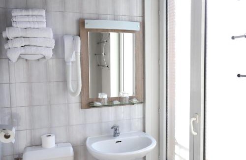 Flandres Hotel | Hotel Paris Villette
