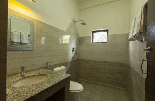 Sauraha Hotel | Hotel Parkside & Swimming Pool-Between Greenery and Azure ,Your Perfect Retreat
