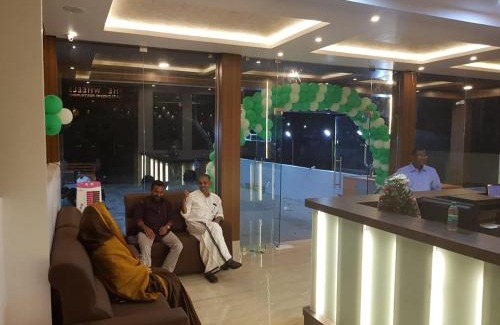 Kelambakkam Hotel | Hotel ParkwayInn