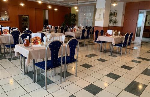 Cemerne Hotel | Hotel Patriot