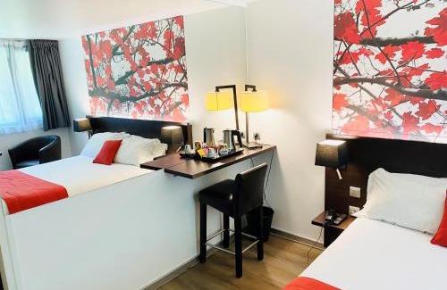 Plaisir Hotel | Hotel Pavillon des Gatines