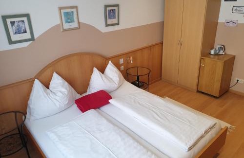 Klosterneuburg House | Hotel Pension Alte Mühle