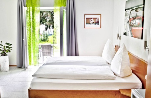 Bilfingen Hotel | Hotel Pension Kaempfelbach