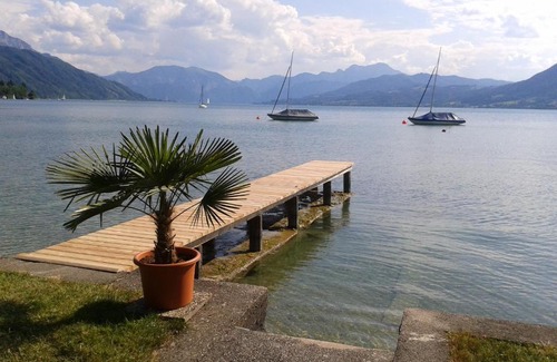 Weyregg am Attersee House | Hotel-Pension Stallinger