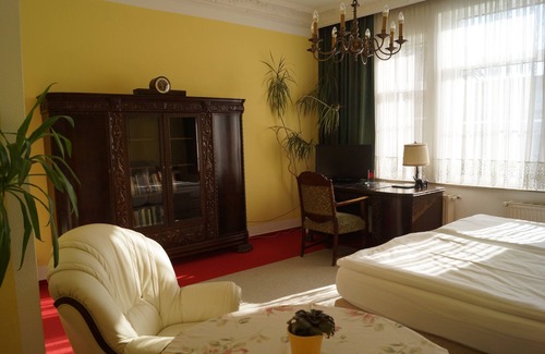 Burg Hotel | Hotel Pension Villa Wittstock