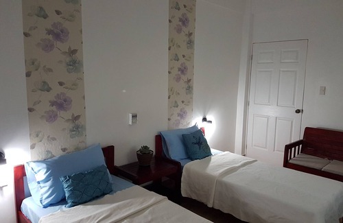 Irosin House | Hotel Pentaqua