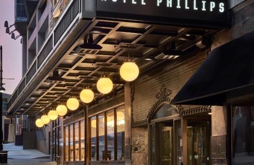 Downtown Kansas City Hotel | Hotel Phillips Kansas City, Curio Collection By Hilton