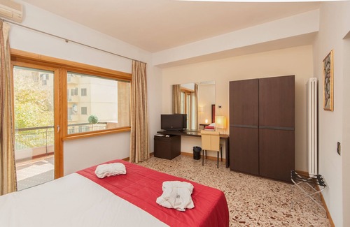 Cassino Hotel | Hotel Piazza Marconi
