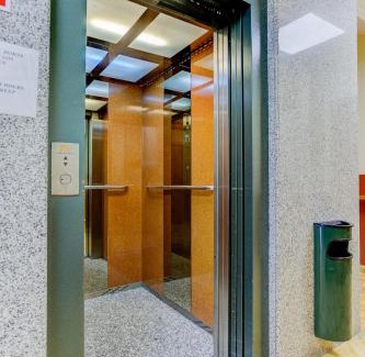 Humanes de Madrid Hotel | Hotel Pizarro