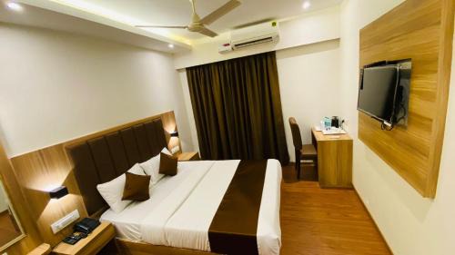 Adyar Hotel | Hotel Plaza Heights by RAK Rooms, Mangaluru
