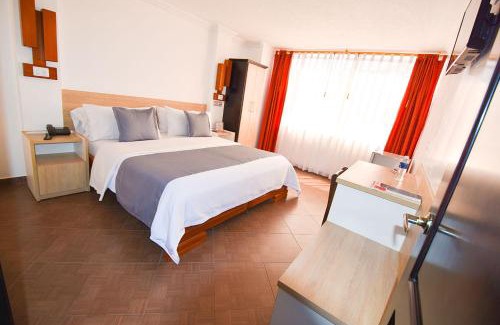 Ibarra Hotel | Hotel Plaza Victoria