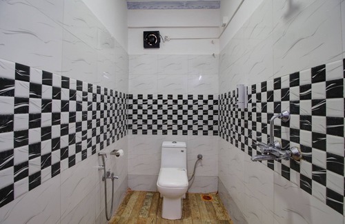 Pernem Hotel | Hotel Pleasure Inn near Turtle Beach- Morjim