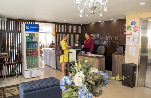 Sabaneta Hotel | Hotel Portón Sabaneta