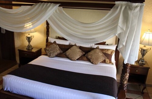 San Pedro Tlaquepaque Hotel | Hotel Posada Virreyes
