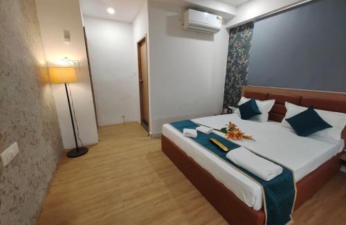 Adajan Hotel | Hotel PRASANG