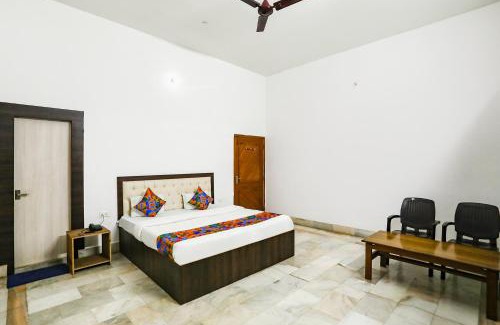 Varanasi Hotel | Hotel Prashansa Palace