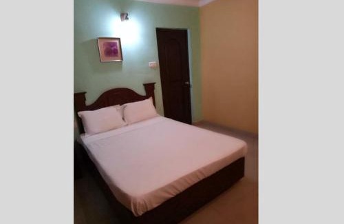 Chengannur Hotel | Hotel Priya