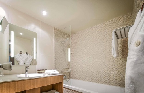 Quartier du Lac Hotel | Hotel Pullman Bordeaux Lac