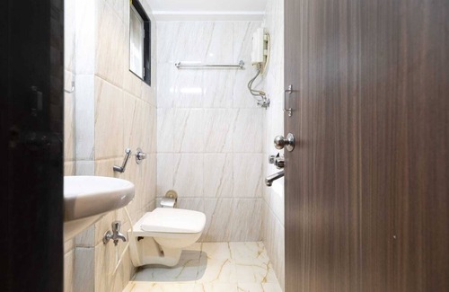Vile Parle West Hotel | Hotel Q Deck Rooms