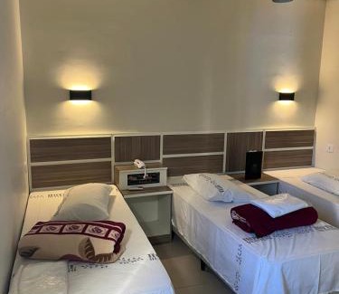 Se Hotel | Hotel Quintino - Metrô Sé -localizado no coração de São Paulo Próximo ao Brás e 25 de Março com estacionamento no local grátis