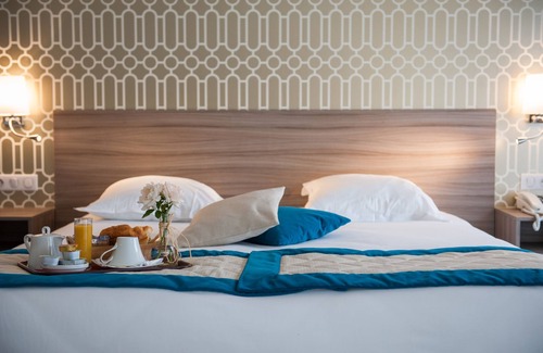 La Lechere Hotel | Hotel Radiana
