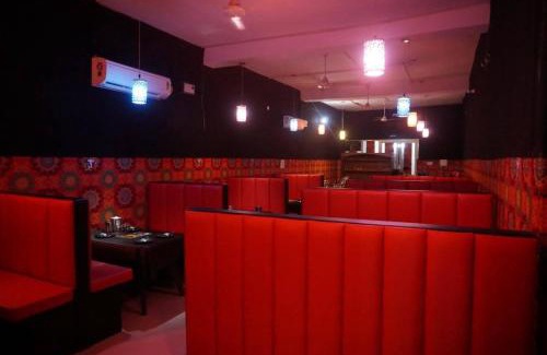Pinjore Hotel | Hotel rajat & King restaurant