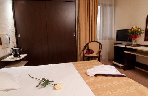 Botosani Hotel | Hotel Rapsodia City Center