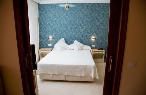 Hellin Hotel | Hotel Reina Victoria