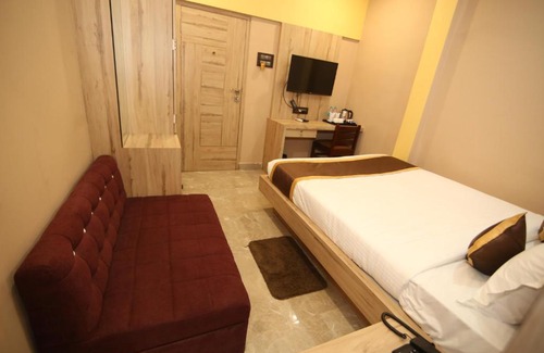 Nagaon Hotel | Hotel Relax-A Business Hotel