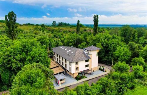 Krushuna Hotel | Hotel & Relax Zone Cattleya