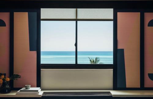 Waikiki Hotel | Hotel Renew