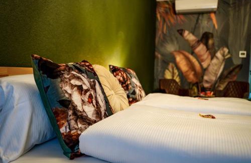 Metzingen Hotel | Hotel Residenz Luxury - Outletcity - Parken - Klima - 24h Check-In