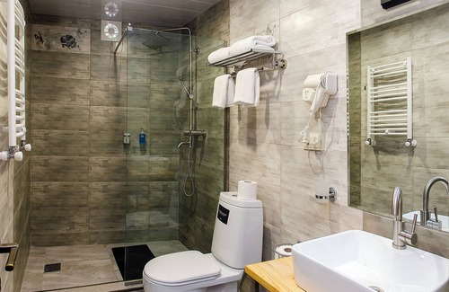 Shekhvetili Hotel | Hotel Resolute