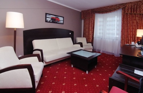 Zgierz Hotel | Hotel & Restauracja San Remo
