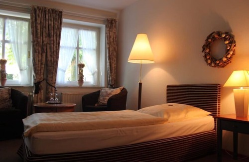 Molfsee Hotel | Hotel & Restaurant Bärenkrug
