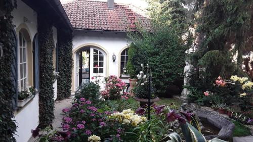Neudrossenfeld Hotel | Hotel-Restaurant Bergmühle