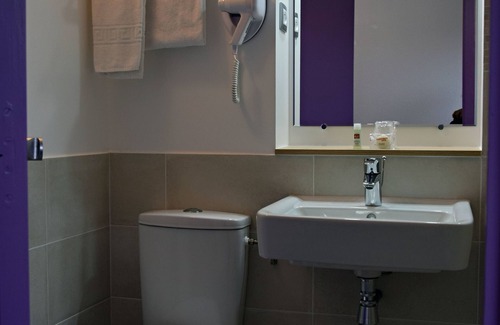 Eragny Hotel | Hotel Restaurant Bleu France