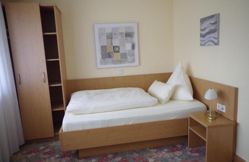 Remscheid Hotel | Hotel Restaurant Fischer