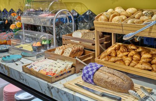 Emmeloord Hotel | Hotel Restaurant Grandcafé 't Voorhuys