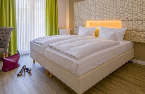 Wasserlos Hotel | Hotel-Restaurant Krone