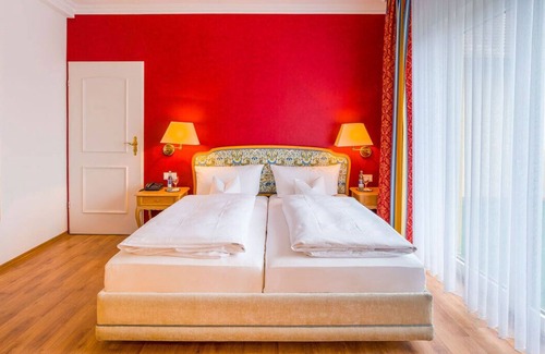 Wasserlos Hotel | Hotel-Restaurant Krone