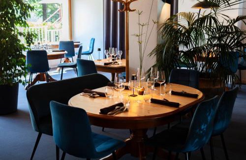 Vieille-Brioude Hotel | Hotel Restaurant Les Glycines