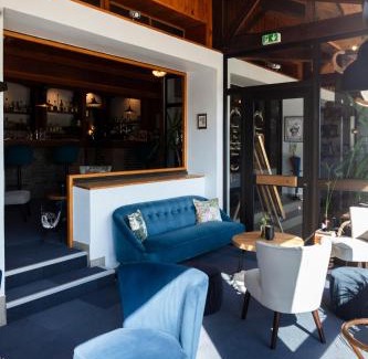 Vieille-Brioude Hotel | Hotel Restaurant Les Glycines