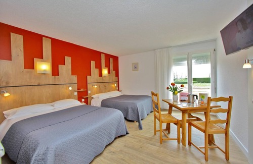 Douville Hotel | Hotel-Restaurant Le Tropicana